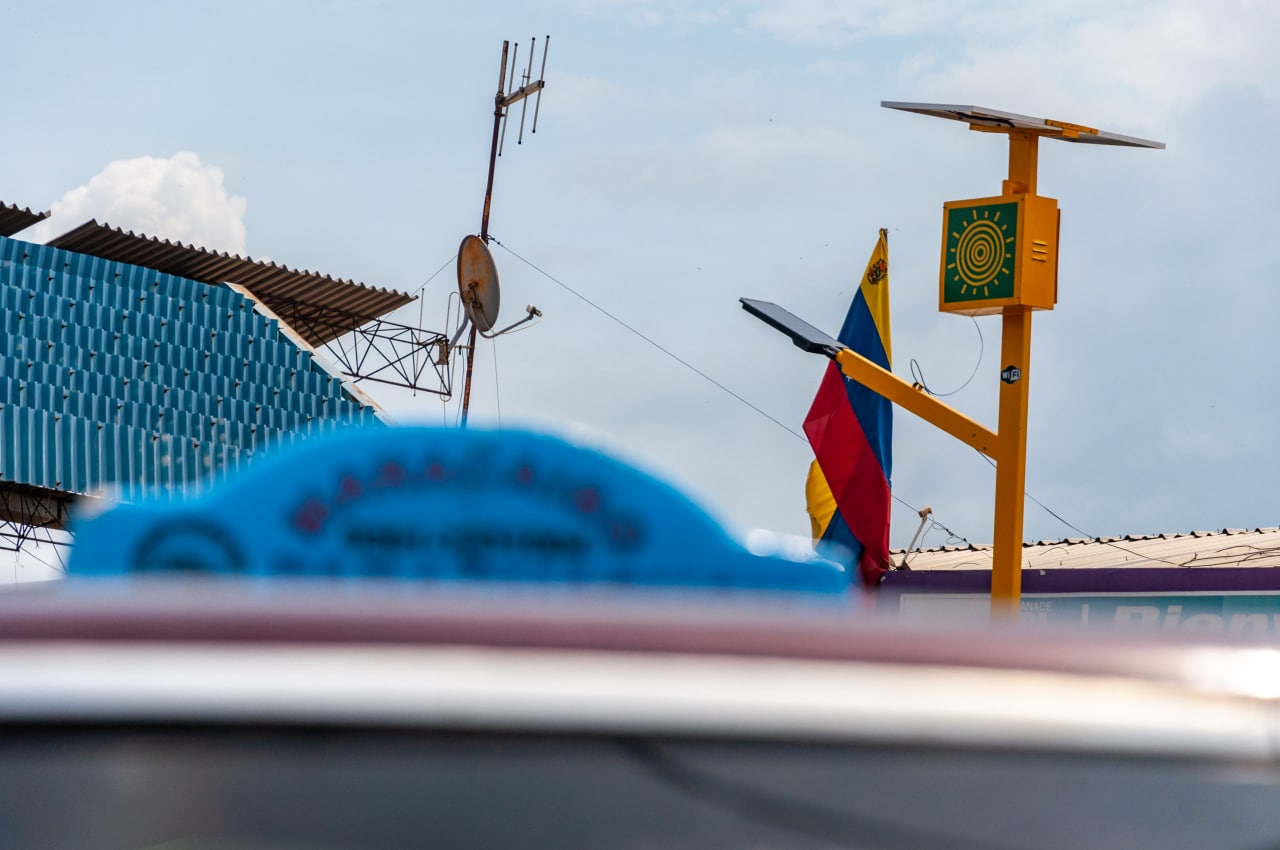 Los Postes Inteligentes llegan al Terminal de Pasajeros