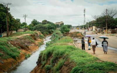 Alcaldía de Maracaibo retoma operativo de limpieza de cañadas a través del IMA