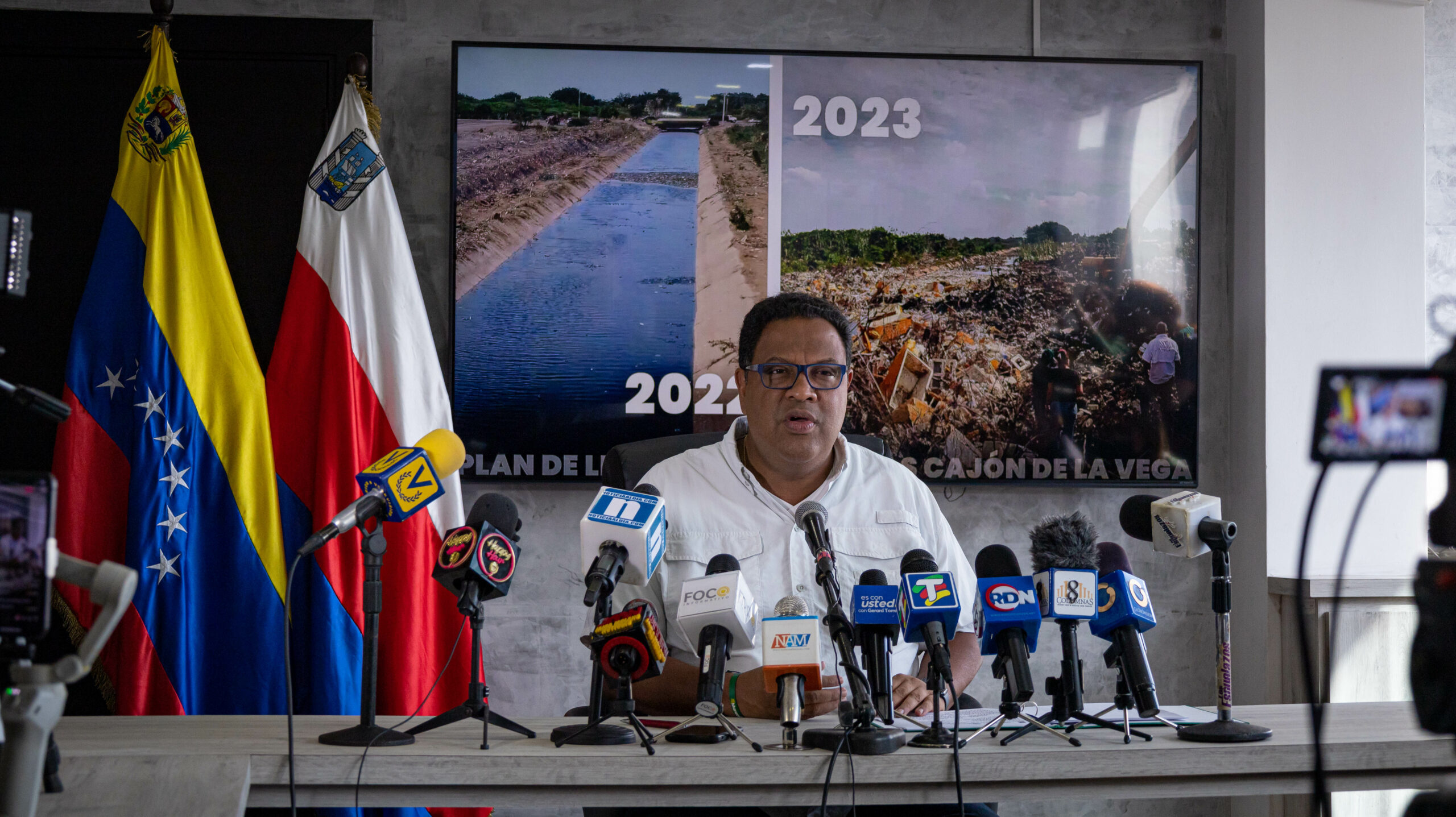 Más de 100 neveras “deshuesadas” obstruían el Cajón de la Vega en la cañada Los Caribes