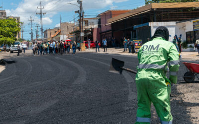 Asfalto para La Pomona con el Plan Bacheo de la Alcaldía de Maracaibo