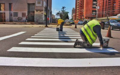 Alcaldía de Maracaibo arrancó Plan de Demarcación de la calle 67 Cecilio Acosta