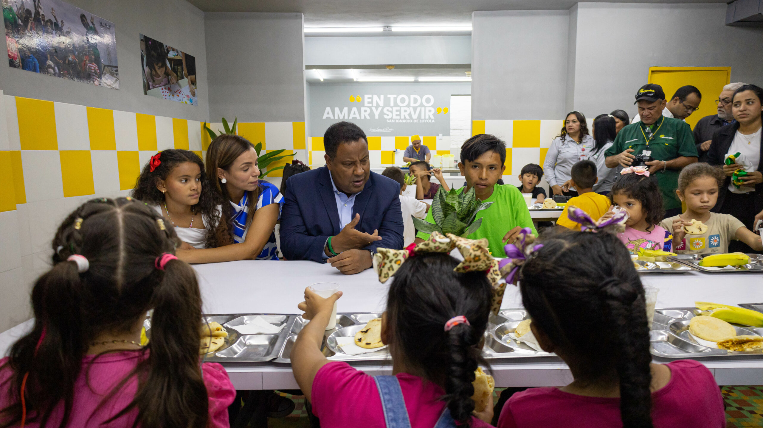 Fundación Niños del Sol atiende diariamente a más de 200 niños con la recuperación del comedor Alimentando Sueños