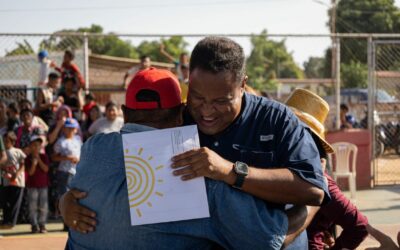 Con más de mil documentos, Alcaldía realizó la entrega de nomenclaturas más grande de la gestión