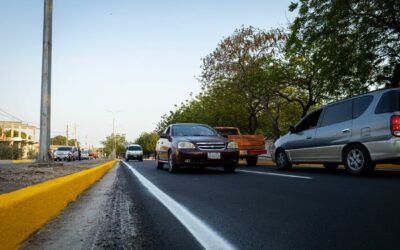 Alcaldía de Maracaibo entrega bacheo y demarcación en la avenida 16 Guajira tramo Ziruma