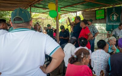 Alcaldía inaugura tercer Círculo de la Adulta y Adulto Mayor en Francisco Eugenio Bustamante con jornada de atención y recreación