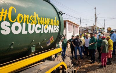 Alcaldía de Maracaibo inicia trabajos de limpieza y destape de colectores en Amparo