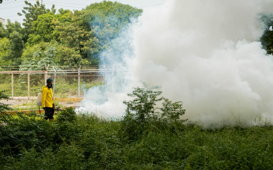 Más de 73 mil marabinos beneficiados con las jornadas de fumigación de la Alcaldía de Maracaibo