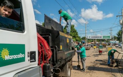 Alcaldía beneficia a la parroquia Luis Hurtado Higuera con gas, bacheo y achique de pozos