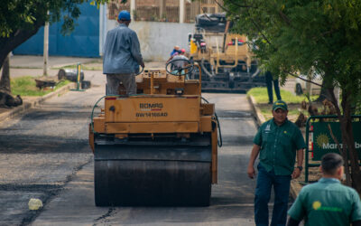 Alcaldía de Maracaibo ejecuta el reasfaltado de la calle 93 en el sector Buena Vista