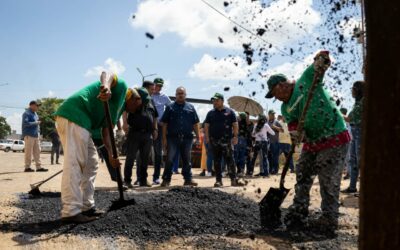 Bacheo y fumigación de la Alcaldía benefician a 30 mil marabinos en Idelfonso Vásquez