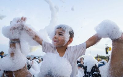 Parque Vereda del Lago se llena de diversión con la Fiesta de Espuma de la Alcaldía de Maracaibo